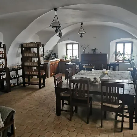 Rodinna Farma Sedmikraska * Sněžné