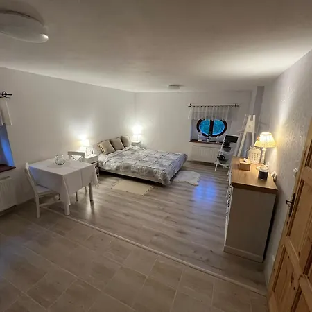 Apartmanhotel Rodinna Farma Sedmikraska Sněžné